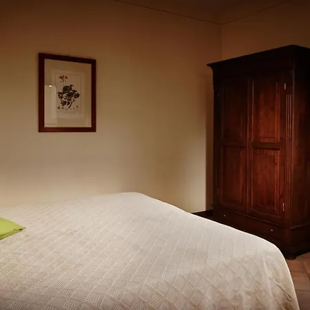 Country house Borgo Il Castagno *